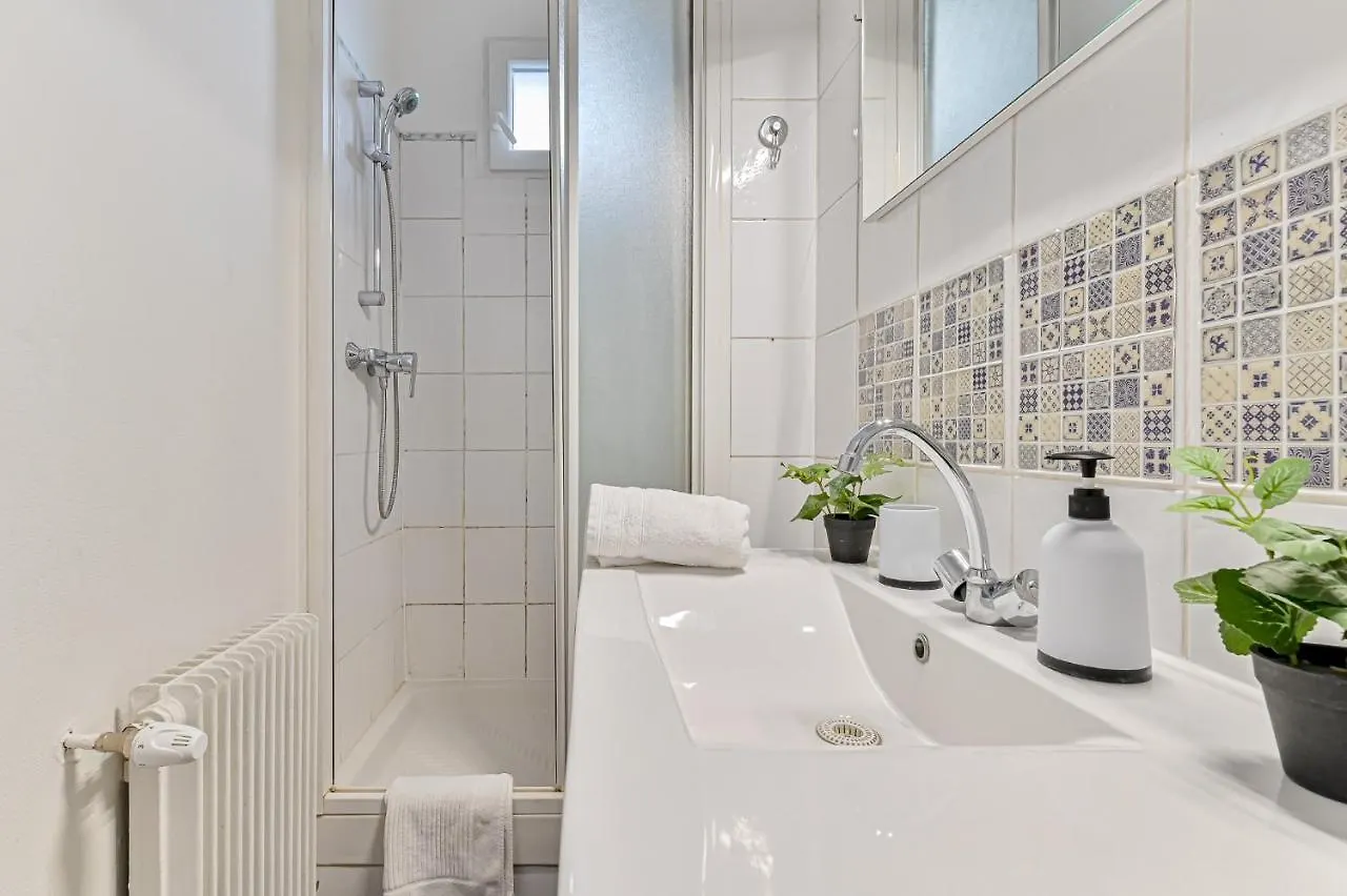 Studio Cosy Proche Paris - 2 Min Rer Gentilly Apartment