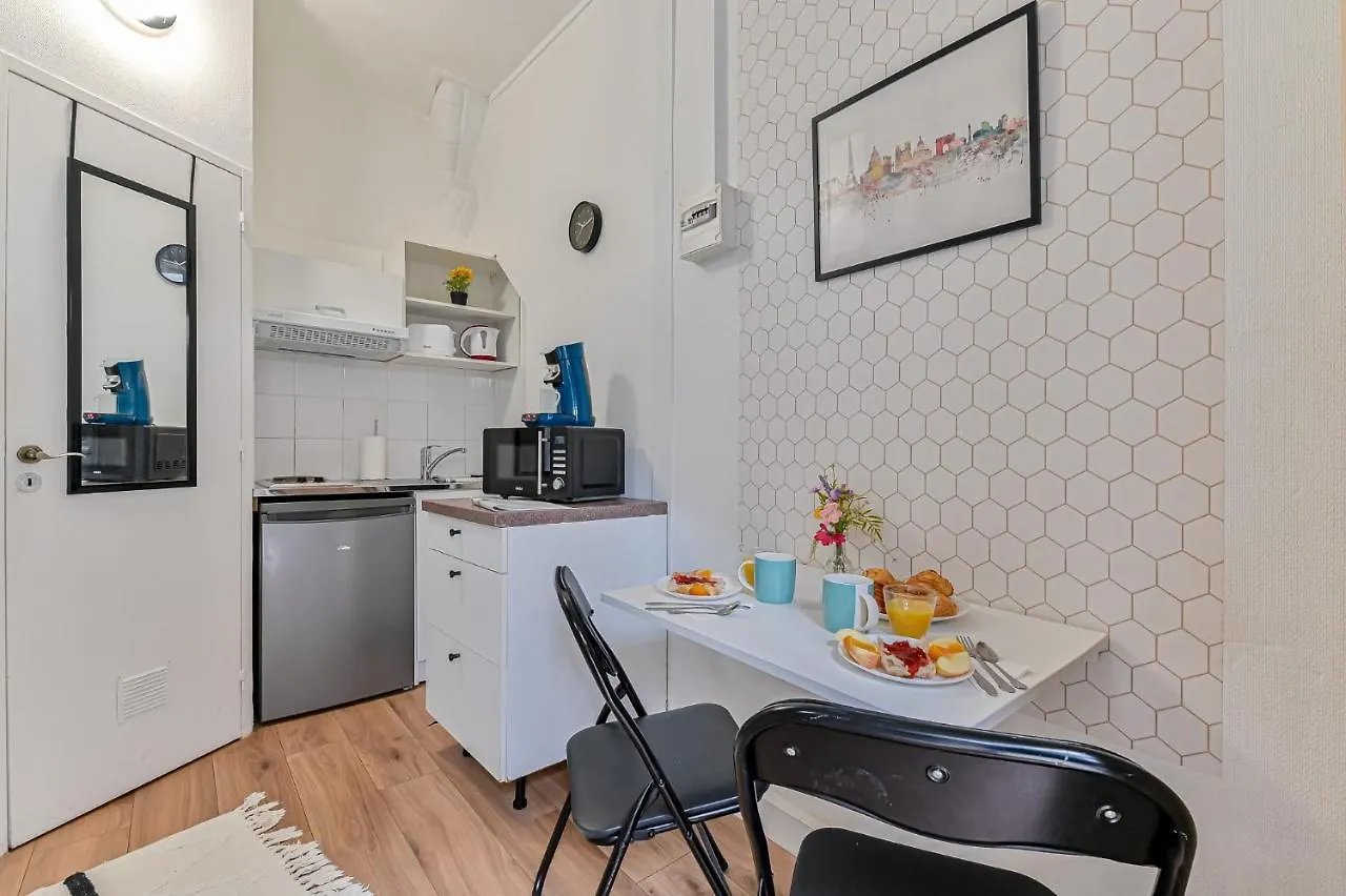 Apartment Studio Cosy Proche Paris - 2 Min Rer Gentilly France